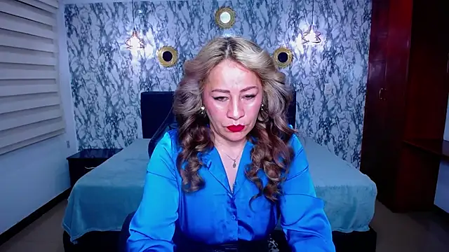 Snapshot of BeatrizSchmidt chatting on December 17, 11:05 am BeatrizSchmidt online show from December 17, 11:05 am