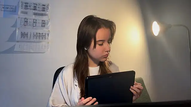 Snapshot of DonettaDuley chatting on November 6, 2:29 pm DonettaDuley online show from November 6, 2:29 pm