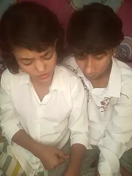 Snapshot of Freakingromance chatting on February 4, 6:41 am Freakingromance online show from February 4, 6:41 am