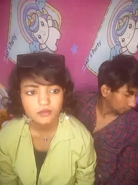 Snapshot of Freakingromance chatting on February 8, 6:28 am Freakingromance online show from February 8, 6:28 am