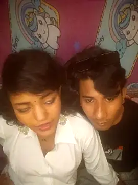 Snapshot of Freakingromance chatting on February 10, 10:19 am Freakingromance online show from February 10, 10:19 am