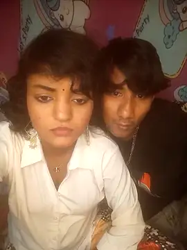 Snapshot of Freakingromance chatting on February 13, 7:32 pm Freakingromance online show from February 13, 7:32 pm