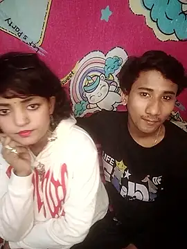 Snapshot of Freakingromance chatting on February 21, 3:46 pm Freakingromance online show from February 21, 3:46 pm