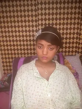 Freakingromance online show from April 15, 1:29 pm