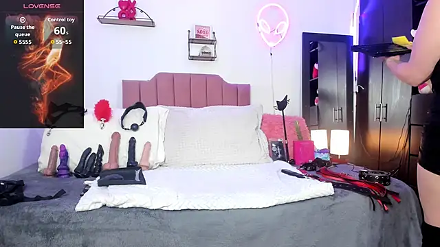 Victoria Wilde  online show from March 24, 10:09 am