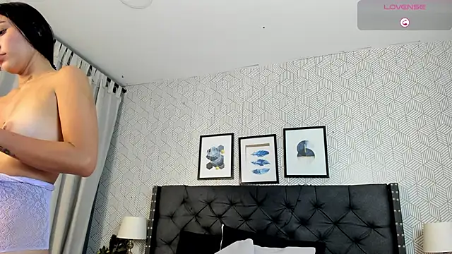 valentina  desire online show from March 31, 11:54 am