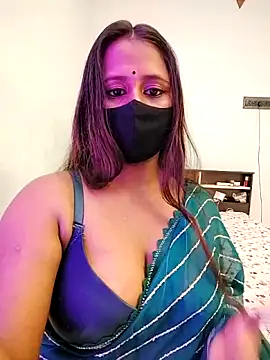 Snapshot of LoveLy-Soneya chatting on December 15, 3:16 pm LoveLy-Soneya online show from December 15, 3:16 pm