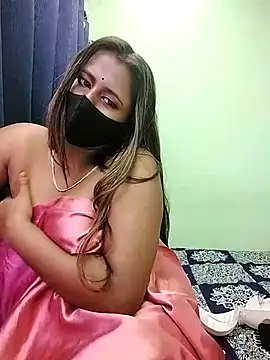 LoveLy-Soneya online show from April 8, 8:25 am