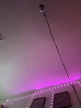 Redriddinghood8 online show from November 15, 12:02 pm