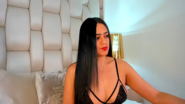 Bella  carther online show from April 13, 1:27 pm