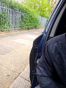 sweet juicem online show from April 15, 9:16 am