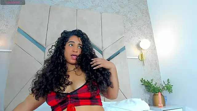 Snapshot of alana-silva chatting on November 7, 9:26 pm alana-silva online show from November 7, 9:26 pm