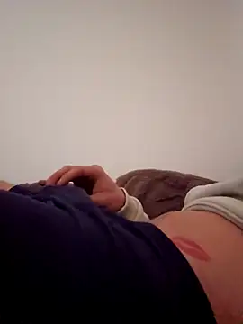 Snapshot of seulementme chatting on November 12, 3:56 pm seulementme online show from November 12, 3:56 pm