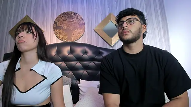 mikeandlucy  online show from November 5, 1:33 pm