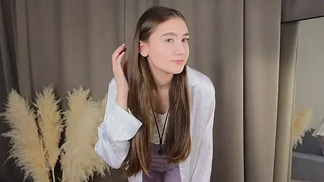 Snapshot of AriannaSemke chatting on November 13, 1:26 am AriannaSemke online show from November 13, 1:26 am