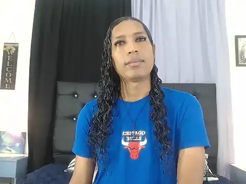 Snapshot of MiaCoock chatting on December 5, 12:47 pm MiaCoock online show from December 5, 12:47 pm