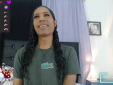 Snapshot of MiaCoock chatting on December 16, 12:43 pm MiaCoock online show from December 16, 12:43 pm