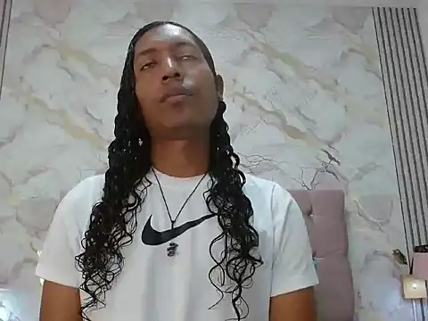 Snapshot of MiaCoock chatting on January 13, 1:16 pm MiaCoock online show from January 13, 1:16 pm