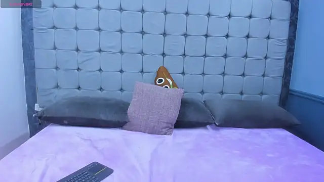 Maddy Blaze online show from November 5, 1:49 am