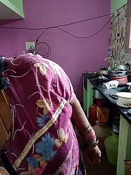 Snapshot of savithasree chatting on November 25, 7:19 am savithasree online show from November 25, 7:19 am