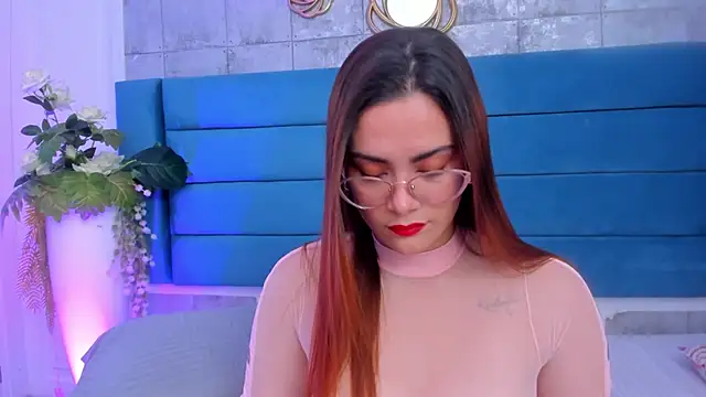 Snapshot of SaraAlvarezx chatting on March 15, 3:45 am SaraAlvarezx online show from March 15, 3:45 am