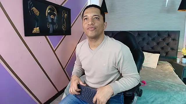Snapshot of Kai_santos_ chatting on November 6, 10:21 pm Kai santos online show from November 6, 10:21 pm
