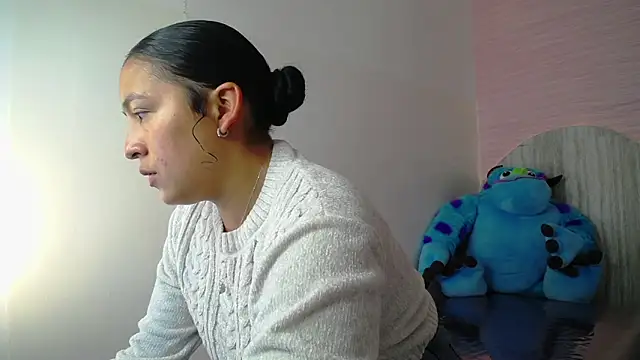 Snapshot of tamara_brown_t chatting on November 25, 2:55 am tamara brown t online show from November 25, 2:55 am