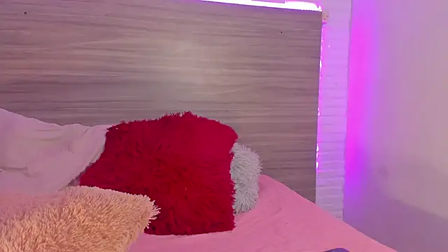 Taylor walton online show from February 11, 12:32 pm