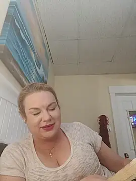 LisaMillerx online show from November 17, 7:08 pm