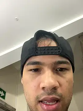 Eithan Walt online show from November 10, 12:31 am