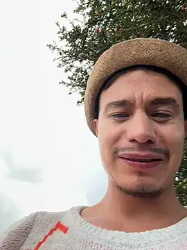 RaySullivan online show from December 1, 9:42 pm