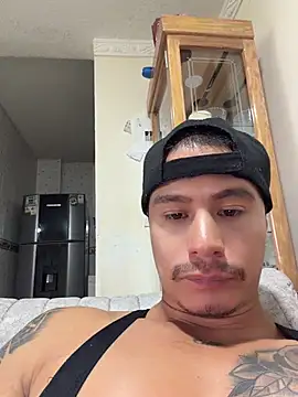 RaySullivan online show from April 15, 7:58 pm