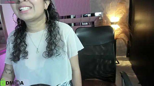 Snapshot of griselle_rousse chatting on December 15, 6:01 pm griselle rousse online show from December 15, 6:01 pm