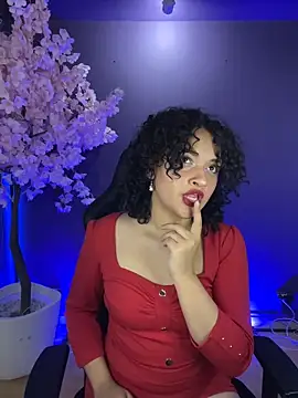 Snapshot of _sarahRose chatting on November 27, 4:36 am sarahRose online show from November 27, 4:36 am