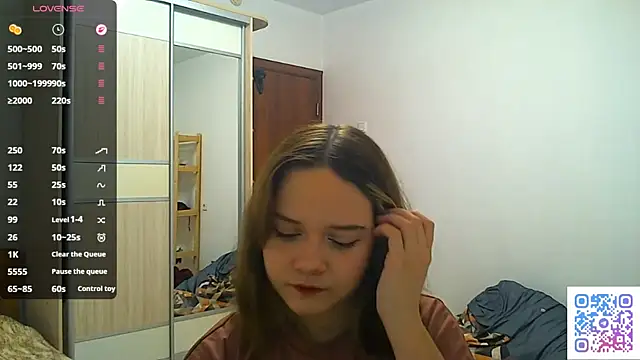 Snapshot of AlissaGerardo chatting on December 18, 2:12 pm AlissaGerardo online show from December 18, 2:12 pm