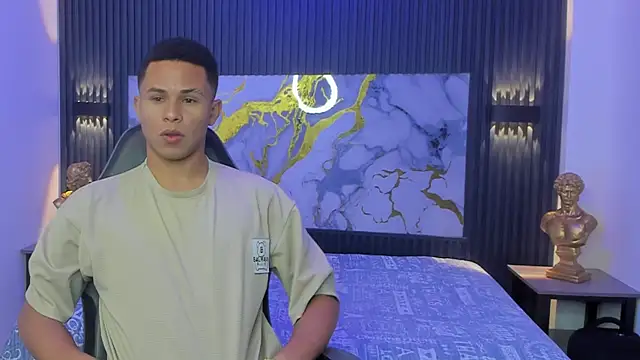 Liams18 online show from April 16, 3:40 am