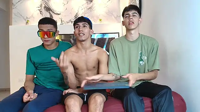 Snapshot of IMPERIO_ROMANO chatting on November 7, 7:36 pm IMPERIO ROMANO online show from November 7, 7:36 pm