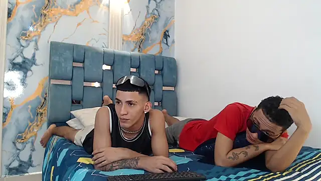 Snapshot of IMPERIO_ROMANO chatting on December 13, 7:53 pm IMPERIO ROMANO online show from December 13, 7:53 pm