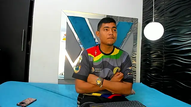 Naty And Maxx online show from January 14, 11:38 am