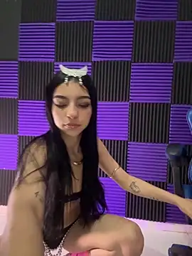 Snapshot of Luna_shinee chatting on November 13, 7:07 am Luna shinee online show from November 13, 7:07 am