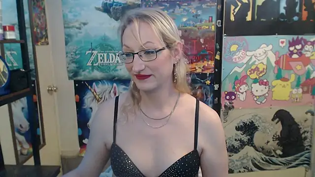 Savanah Banana  online show from February 22, 11:03 pm