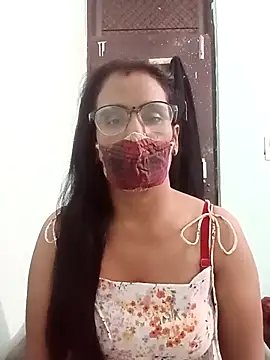 sanjana077 online show from November 19, 6:24 am