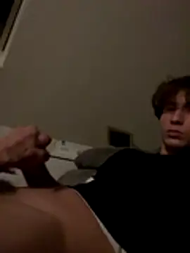 Snapshot of TeenNPlay chatting on November 17, 2:17 am TeenNPlay online show from November 17, 2:17 am