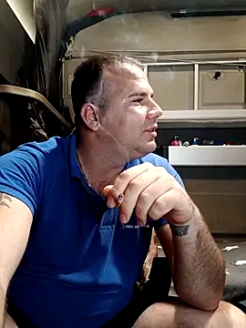 Snapshot of Chubbytop454 chatting on December 18, 5:52 pm Chubbytop454 online show from December 18, 5:52 pm