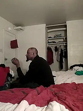 Snapshot of SITHANDRAH chatting on November 13, 5:06 am SITHANDRAH online show from November 13, 5:06 am