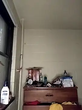 Snapshot of SITHANDRAH chatting on November 14, 10:14 am SITHANDRAH online show from November 14, 10:14 am