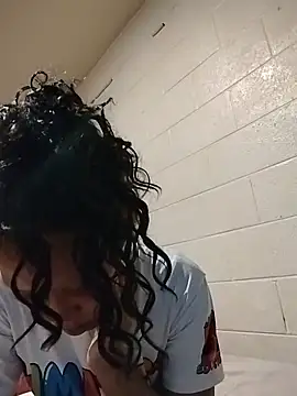 Snapshot of SITHANDRAH chatting on November 18, 9:41 pm SITHANDRAH online show from November 18, 9:41 pm