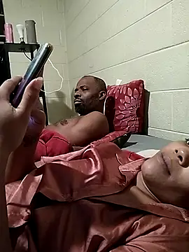 Snapshot of SITHANDRAH chatting on December 22, 12:51 am SITHANDRAH online show from December 22, 12:51 am