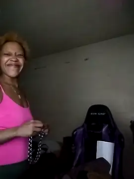 Snapshot of SITHANDRAH chatting on March 2, 10:00 am SITHANDRAH online show from March 2, 10:00 am