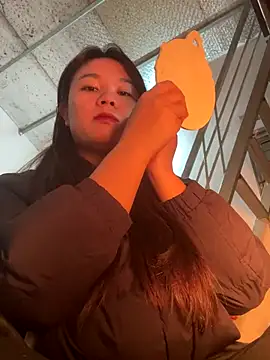 Dilen 7533 online show from December 18, 9:26 am